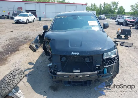 2020 Jeep Grand Cherokee Laredo E 4X4 from USA, damaged, VIN 1C4RJFAG3LC399413